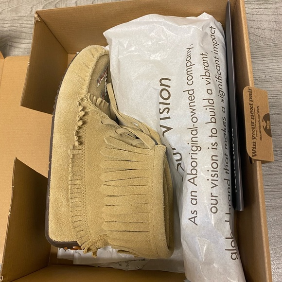 Manitobah Mukluks Shoes - Manitoba Mukluk Harvester Moccasins